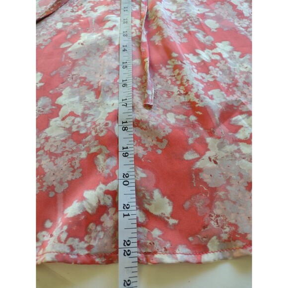 Evereve Smocked Neck Statement Blouse Size XS Kiera Coral Floral Artsy Flowy - Picture 10 of 10